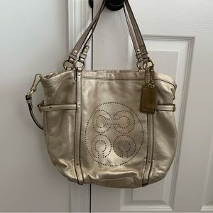 Gold Coach tote/shoulder bag